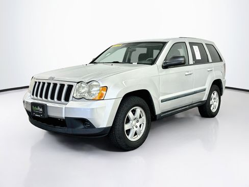 Used 2008 Jeep Grand Cherokee Laredo AWD/4WD image 3
