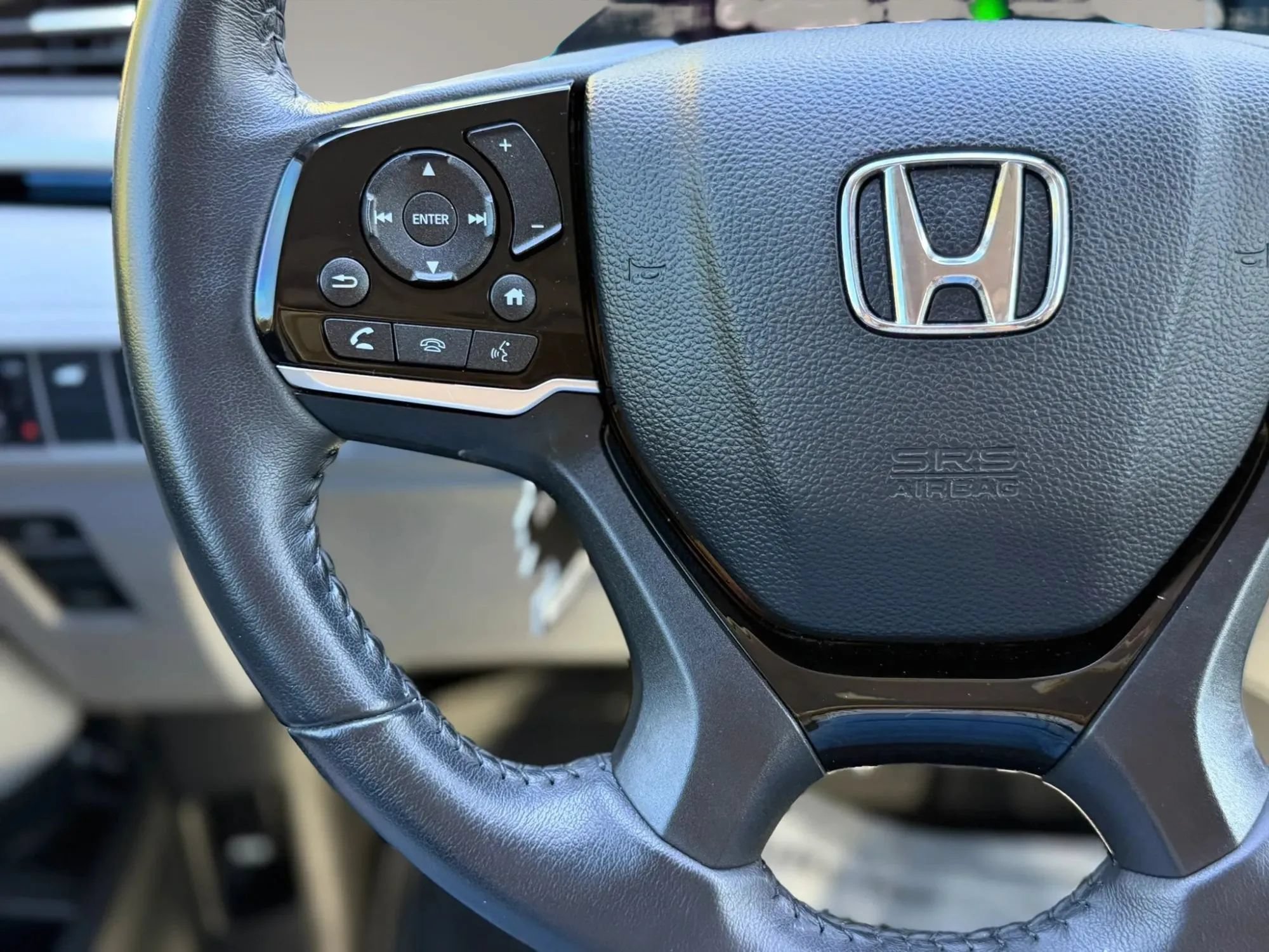 Used 2023 Honda Odyssey Touring image 34