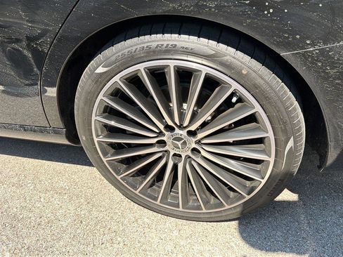 Used 2026 Mercedes-Benz C 300 4MATIC Sedan image 4