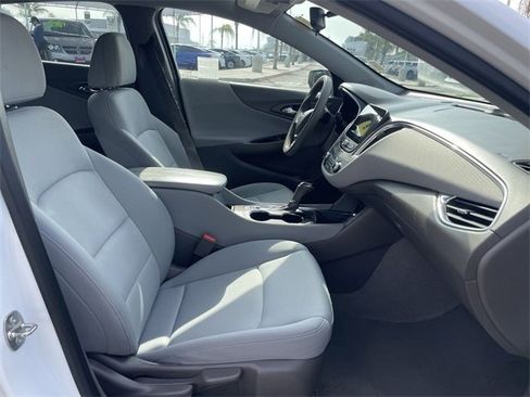 Used 2019 Chevrolet Malibu Hybrid image 27