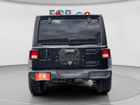 Used 2022 Jeep Wrangler Sport S image 4