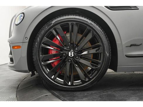 Certified 2023 Bentley Flying Spur W12 image 6