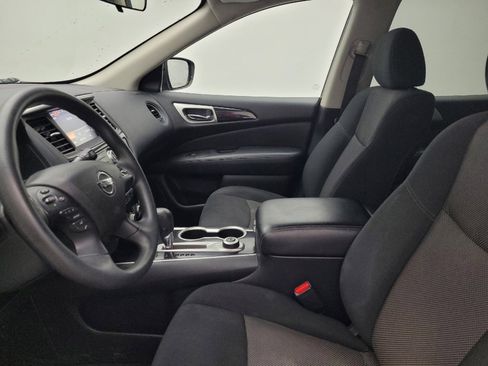 Used 2020 Nissan Pathfinder S image 17