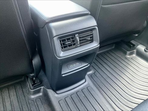 Used 2024 Honda CR-V EX image 10