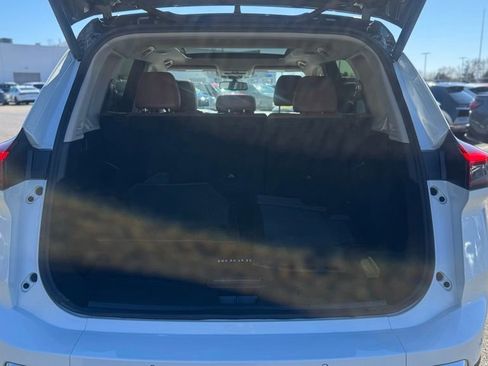 Used 2026 Nissan Rogue Platinum w/ Platinum Premium Package AWD/4WD image 8