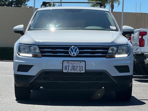 Used 2020 Volkswagen Tiguan SE w/ Panoramic Sunroof Package FWD image 10