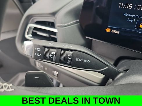 New 2026 Chevrolet Traverse LT w/ Midnight/Sport Edition FWD image 28