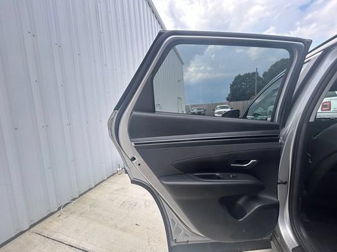 Used 2023 Hyundai Tucson SEL w/ Convenience Package FWD image 14