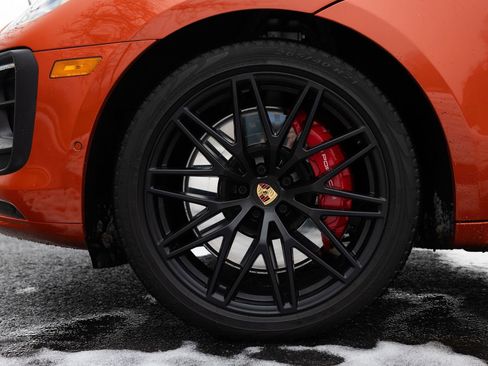 Used 2022 Porsche Macan GTS w/ Premium Package Plus image 12