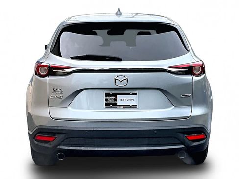 Used 2018 MAZDA CX-9 Touring w/ Touring Premium Package FWD image 5