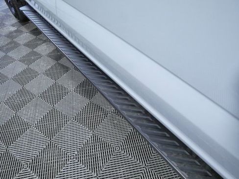 Certified 2023 Ford F150 XLT w/ Equipment Group 302A High image 10