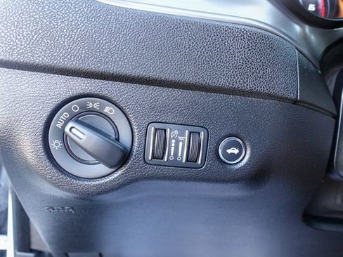 Used 2023 Dodge Charger R/T w/ Performance Handling Group image 16