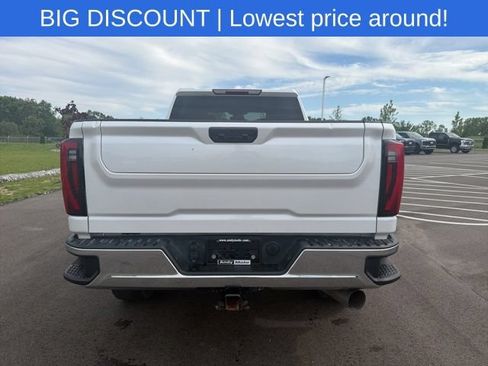 Used 2024 GMC Sierra 3500 SLT w/ SLT Convenience Package AWD/4WD image 16