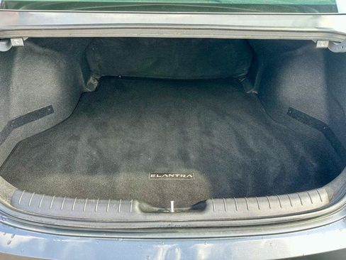 Used 2024 Hyundai Elantra SEL FWD image 7