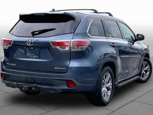 Used 2014 Toyota Highlander XLE AWD/4WD image 13