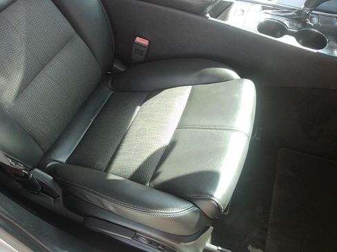 Used 2017 Chevrolet Impala LT FWD image 45