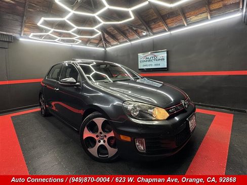 Used 2012 Volkswagen Golf 4-Door FWD image 1