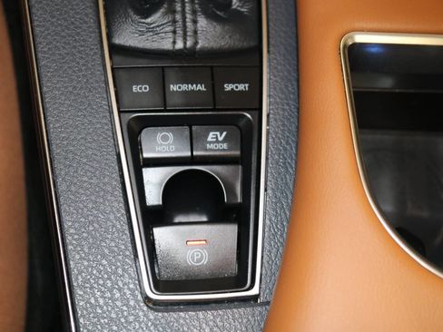Used 2021 Toyota Avalon Limited w/ Advanced Safety Package FWD image 52