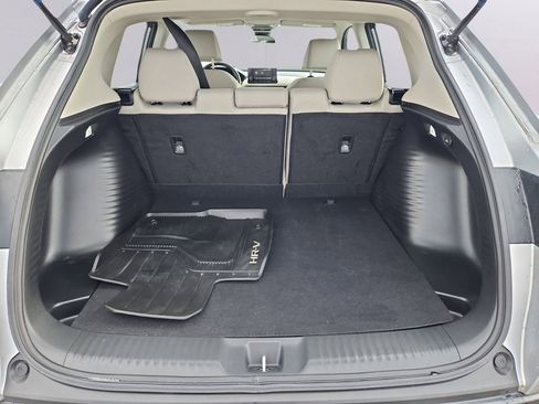 Certified 2024 Honda HR-V LX image 28