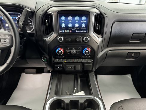 Used 2021 GMC Sierra 3500 Denali w/ Denali Ultimate Package image 26