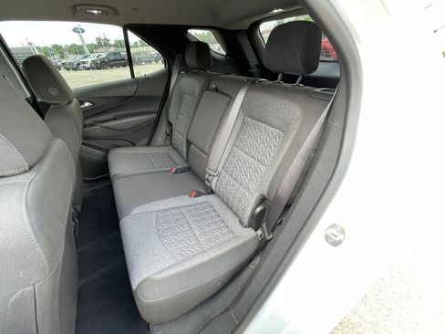 Used 2024 Chevrolet Equinox LT FWD image 36