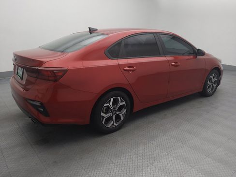 Used 2019 Kia Forte LXS FWD image 10