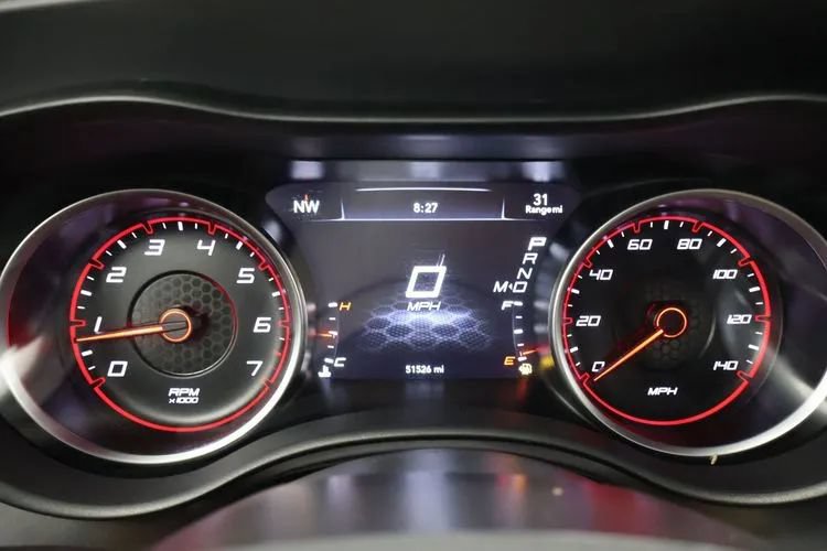 Used 2020 Dodge Charger SXT AWD/4WD image 25