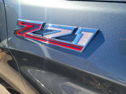 Used 2020 Chevrolet Silverado 1500 LT Trail Boss image 7