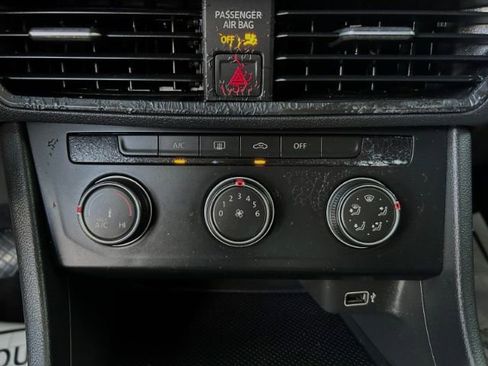 Used 2019 Volkswagen Jetta S image 14