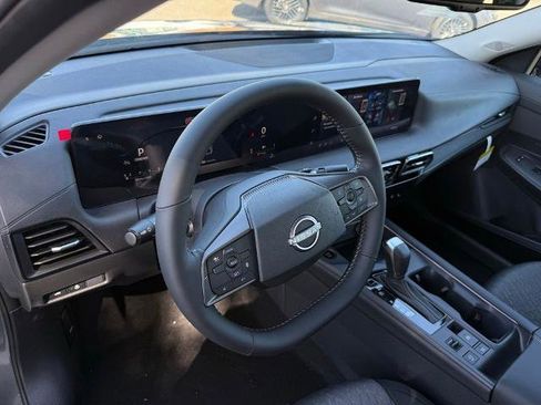 New 2026 Nissan Sentra SV w/ SV Convenience Package FWD image 16