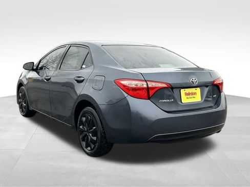 Used 2018 Toyota Corolla LE image 7