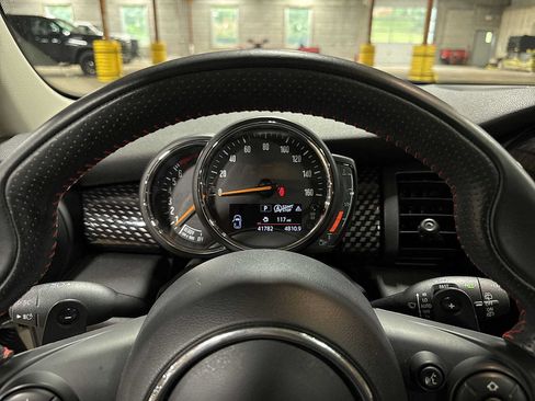 Used 2019 MINI Cooper S FWD image 30