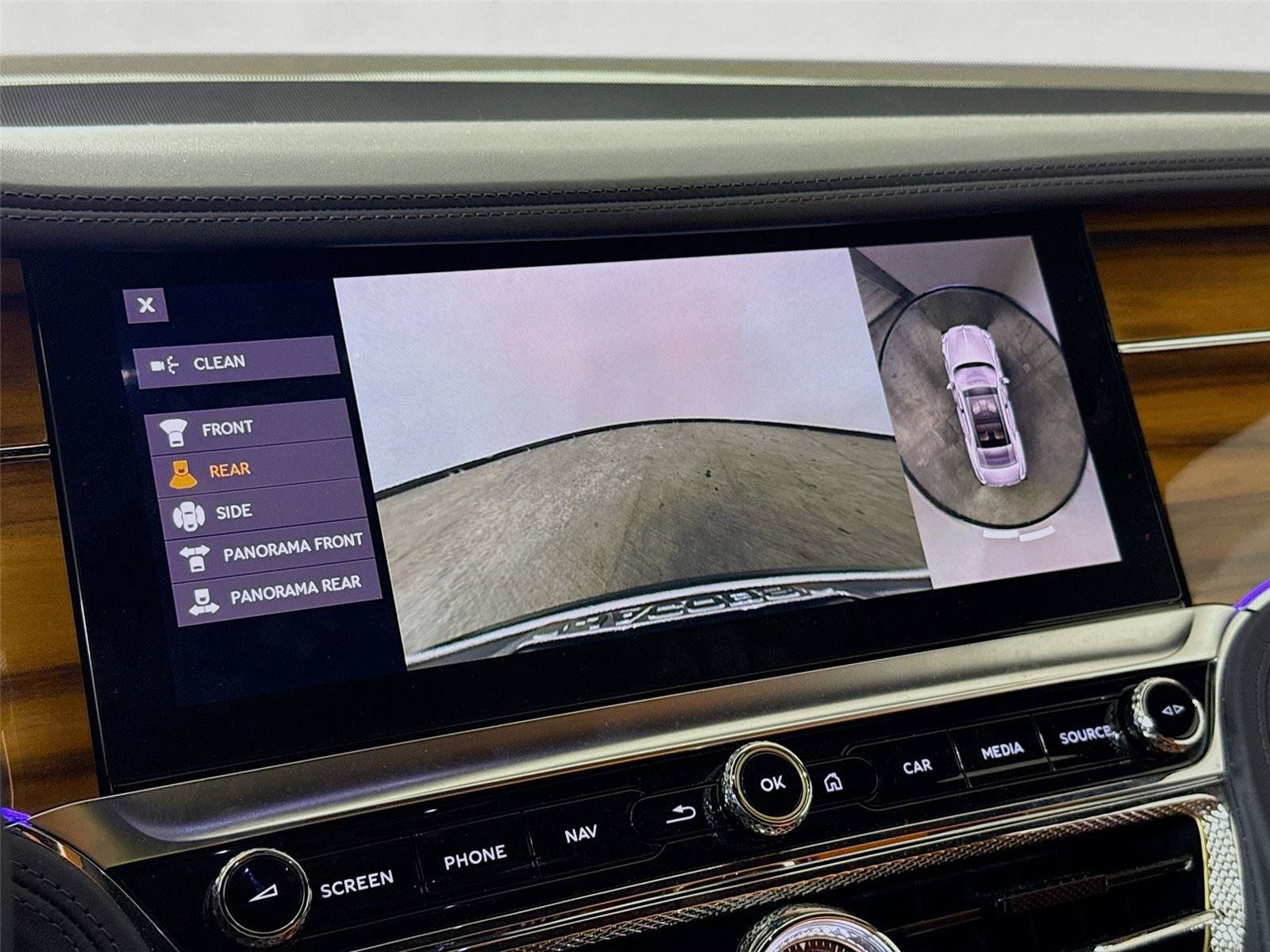 Used 2022 Bentley Flying Spur W12 AWD/4WD image 11