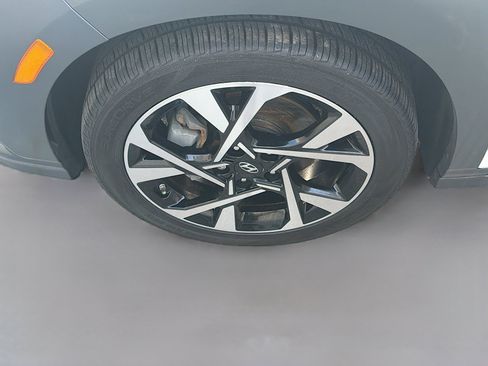 Used 2022 Hyundai Kona Limited FWD image 33