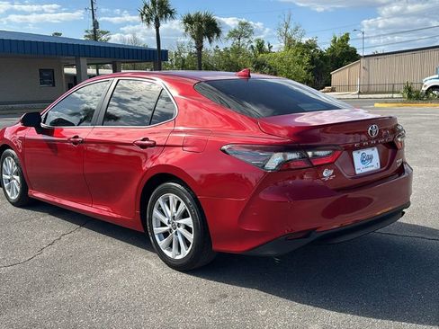Used 2023 Toyota Camry LE FWD image 4