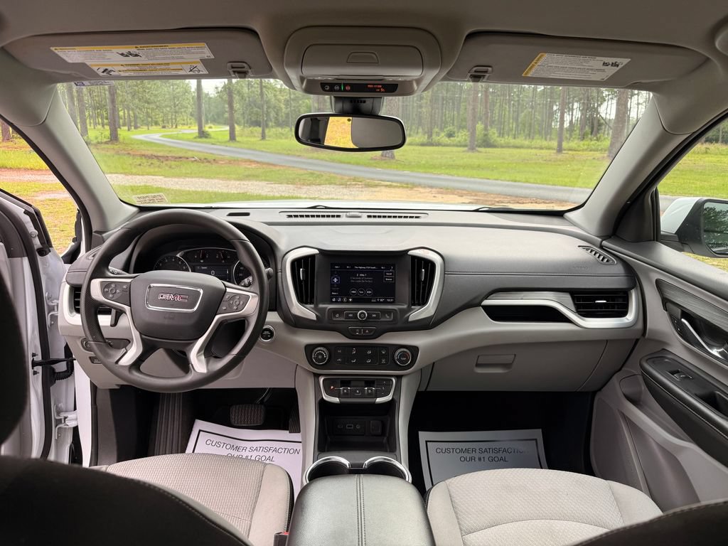 Used 2024 GMC Terrain SLE FWD image 14