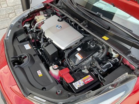 Used 2017 Toyota Prius Two w/ Prius Two Safety Plus Package image 44