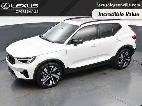 Used 2023 Volvo XC40 B5 Ultimate w/ Protection Package Premier AWD/4WD image 44