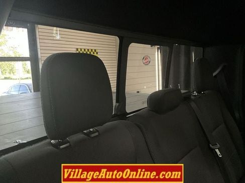 Used 2020 Ford F150 XLT w/ Equipment Group 302A Luxury AWD/4WD image 32