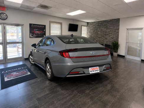Used 2021 Hyundai Sonata SE FWD image 4