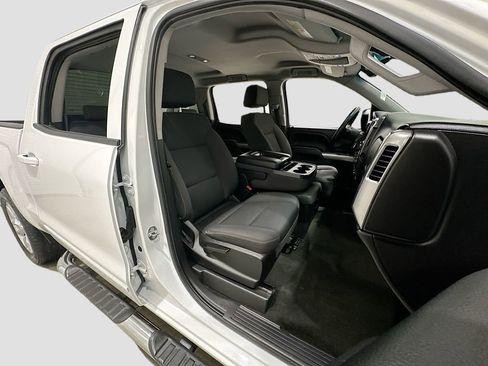 Used 2018 Chevrolet Silverado 1500 LT w/ Texas Edition image 28