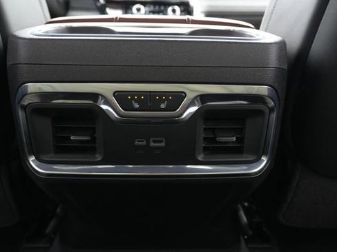 Used 2025 GMC Sierra 2500 Denali Ultimate AWD/4WD image 13