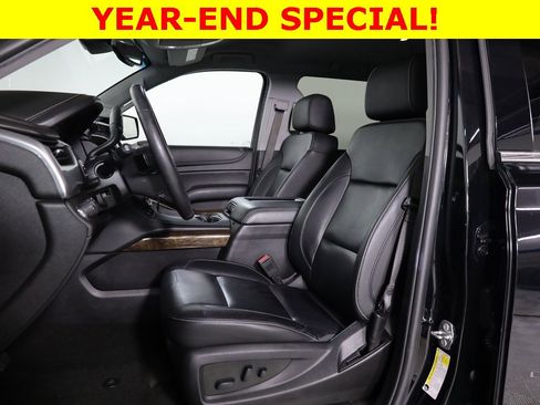 Used 2018 Chevrolet Suburban LT image 26