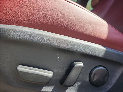 Used 2023 MAZDA MAZDA3 s image 13