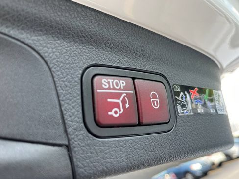Certified 2026 Mercedes-Benz GLE 450 4MATIC image 22