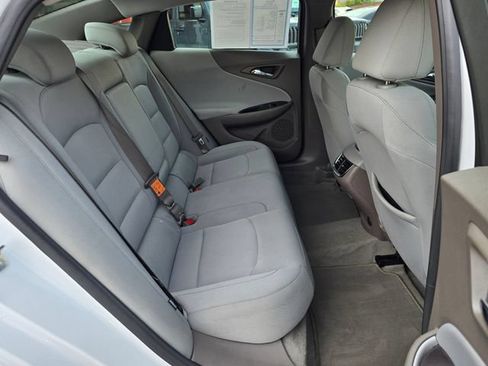 Used 2024 Chevrolet Malibu LT FWD image 39