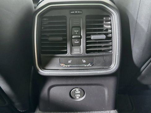 Certified 2026 Porsche Macan Turbo AWD/4WD image 25