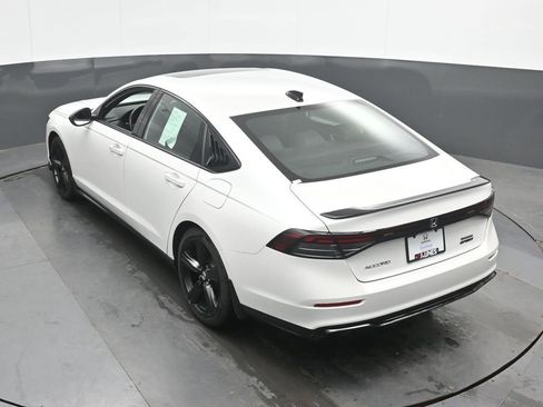 Used 2024 Honda Accord Sport image 33