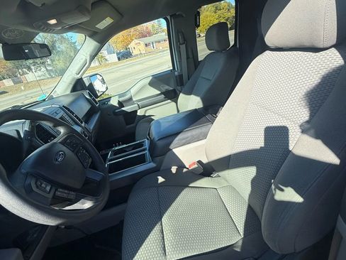 Used 2018 Ford F150 XLT w/ Trailer Tow Package image 8