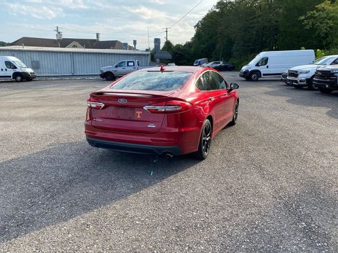 Used 2020 Ford Fusion SE w/ Equipment Group 151A FWD image 5
